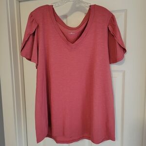 Maurices 24/7 V-Neck Holland Tulip Sleeve Tee in Rose